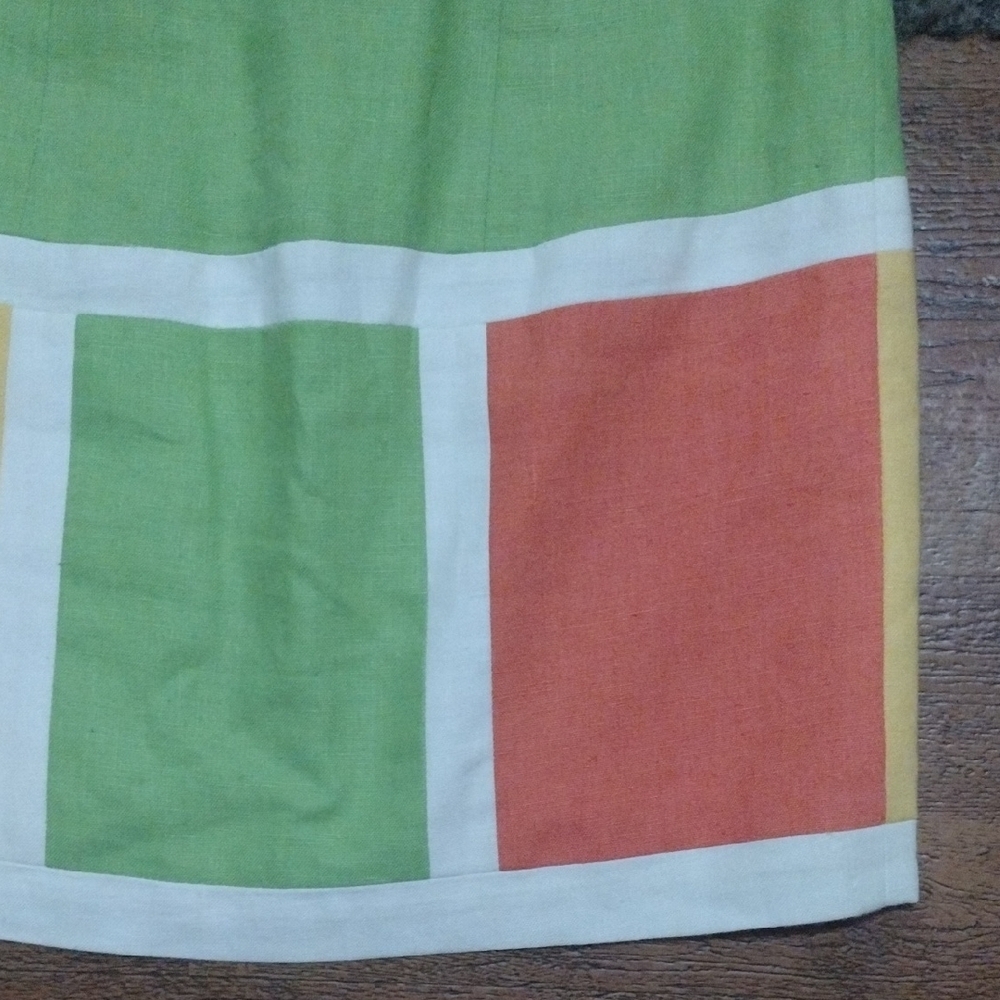 Colorblock Midi Dress in Green and Multicolor​ - Picture 3 of 6